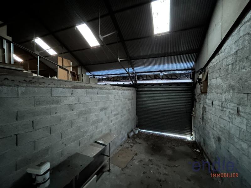 Local d'activités - 255 m²