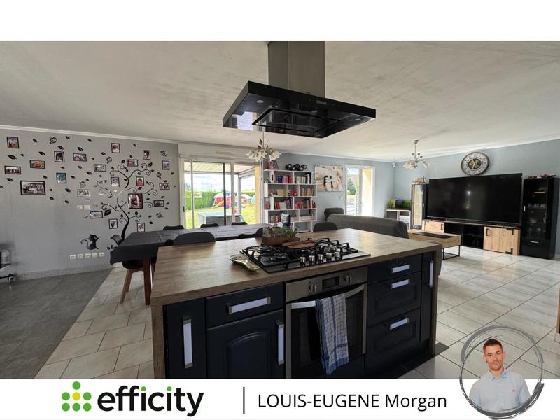 Pavillon - 158 m² - 8 pièces