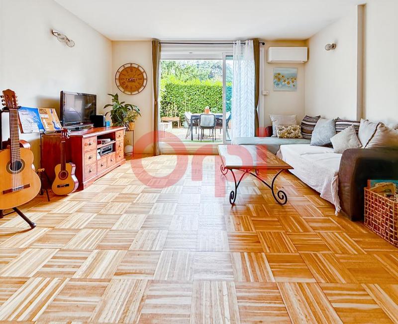 Appartement - 74 m² - 3 pièces