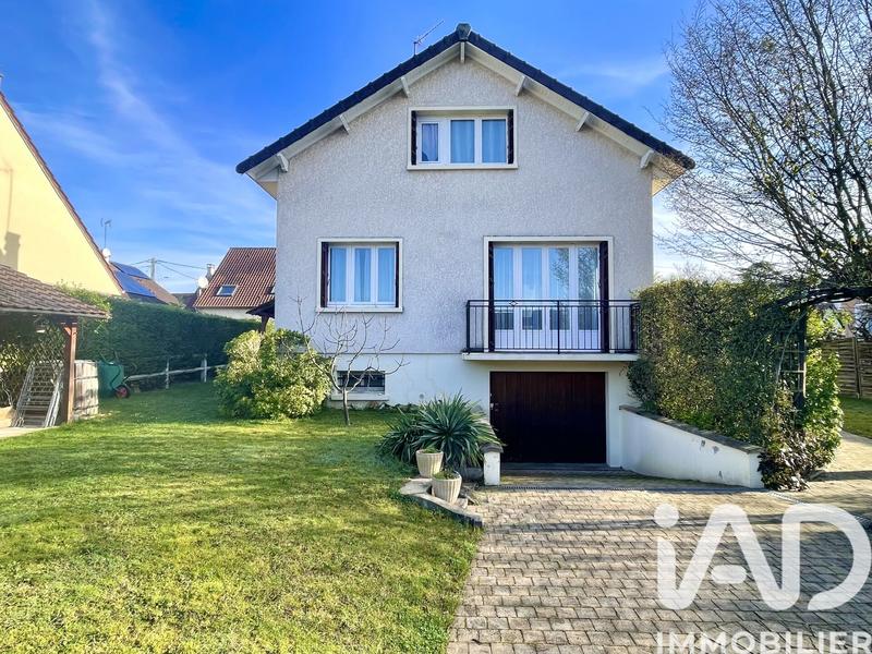 Maison - 91 m² - 5 pièces