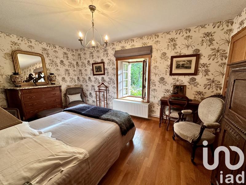 Maison - 168 m² - 7 pièces