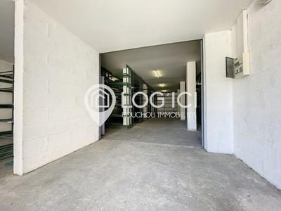 Entrepôt - 286 m²
