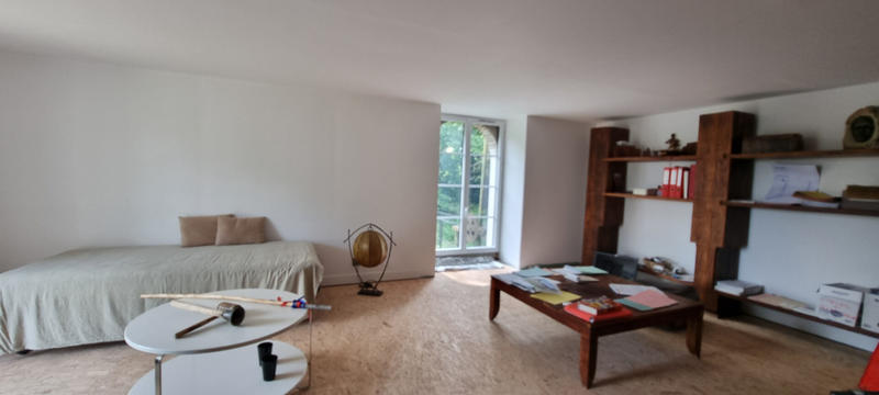 Maison - 800 m² - 11 pièces