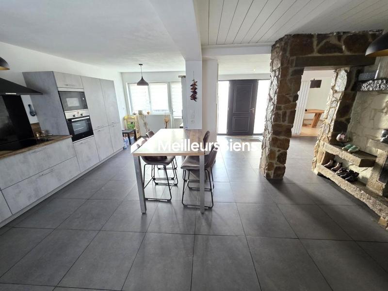 Maison - 160 m² - 5 pièces