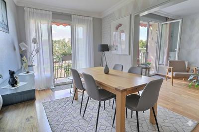 Appartement - 103 m² - 5 pièces