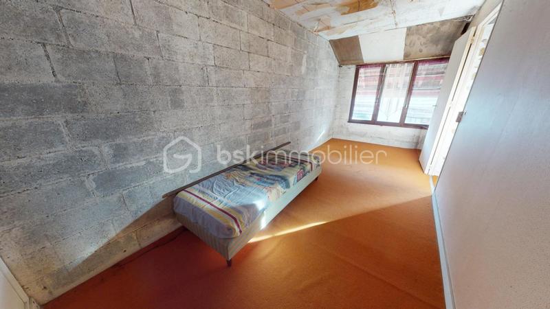 Corps de ferme - 150 m² - 4 pièces