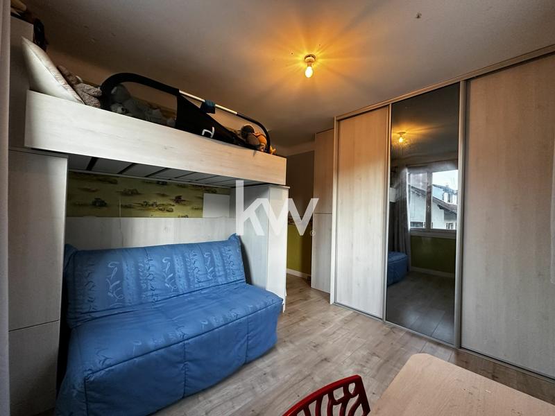 Appartement - 85 m² - 4 pièces