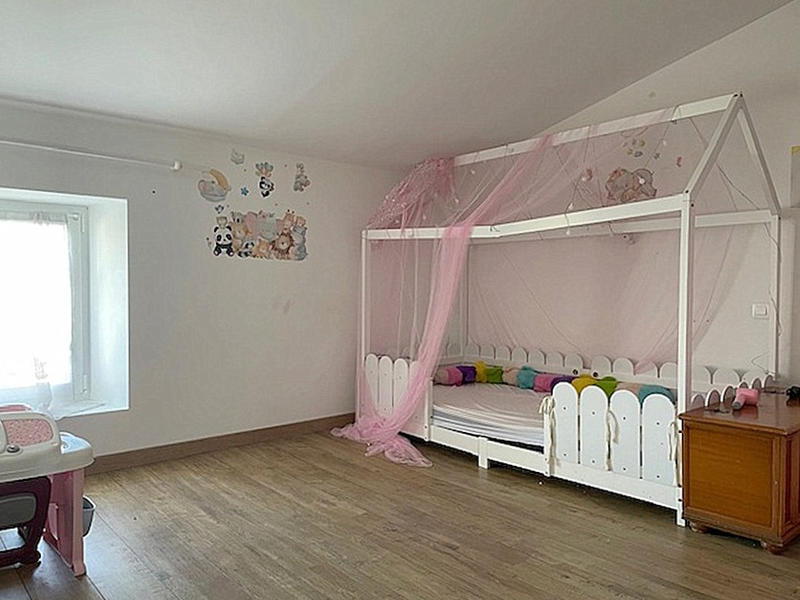 Longère - 193 m² - 7 pièces