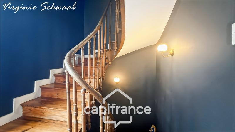 Maison bourgeoise - 286 m² - 10 pièces