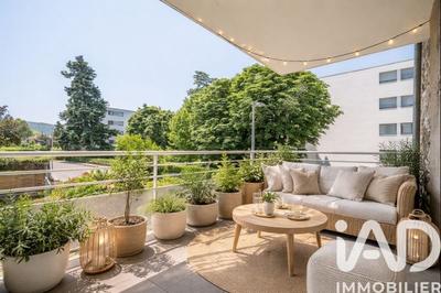 Appartement - 85 m² - 4 pièces