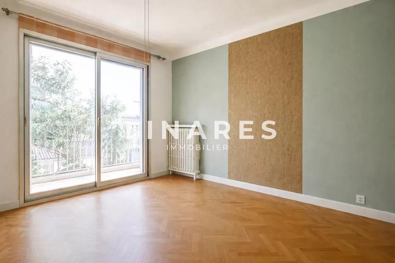 Appartement - 102 m² - 4 pièces