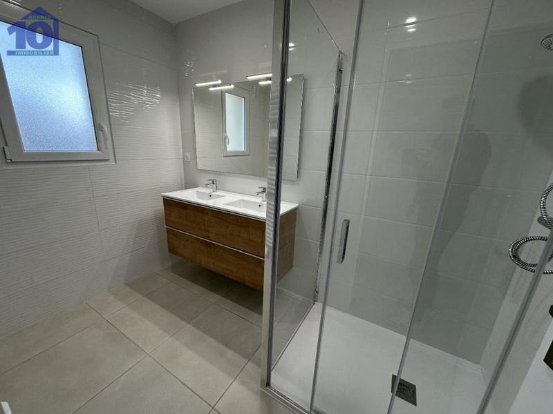 Maison - 88 m² - 5 pièces