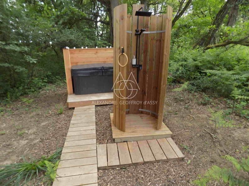 Propriété - 235 m² - 1 pièce