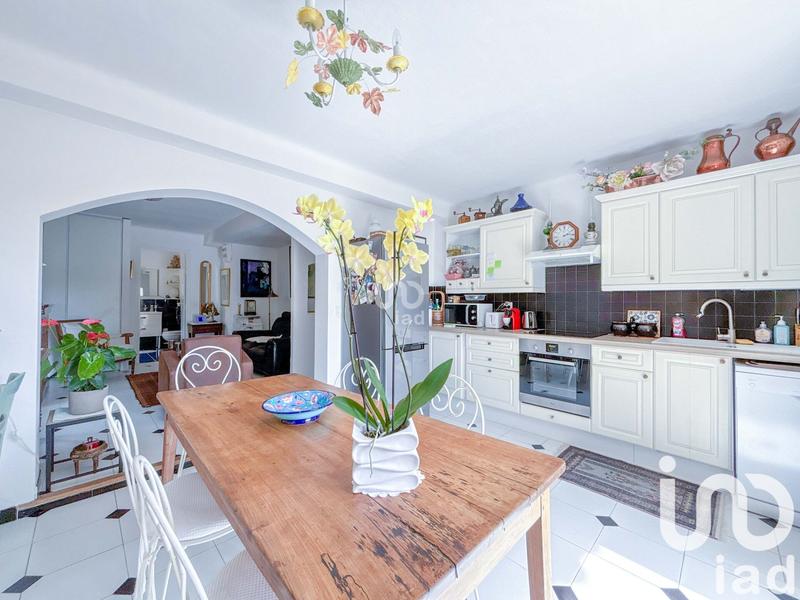 Maison - 184 m² - 7 pièces