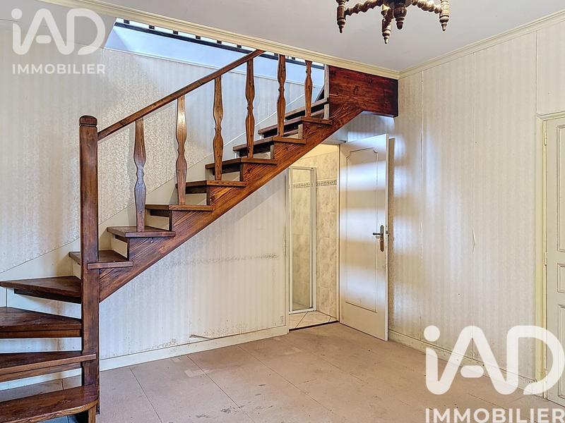 Maison - 99 m² - 5 pièces