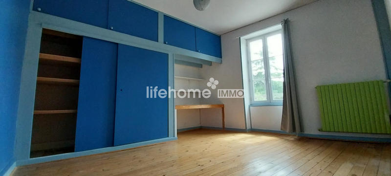 Maison - 200 m² - 7 pièces