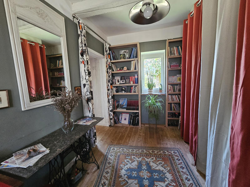 Maison - 220 m² - 6 pièces