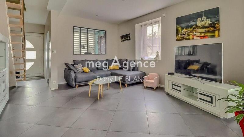 Maison ancienne - 147 m² - 9 pièces