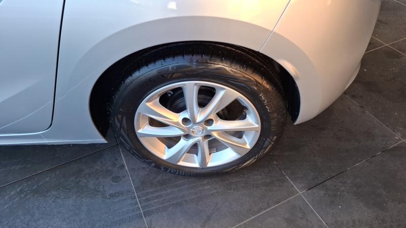 Opel Corsa VI 1.2 75ch Elegance Business