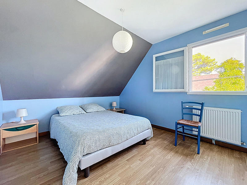 Maison - 95 m² - 5 pièces