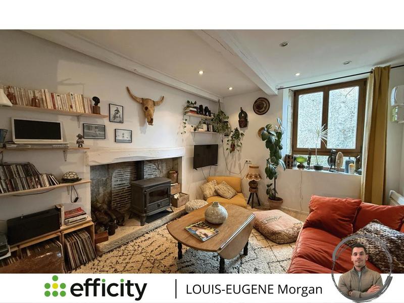 Maison - 95 m² - 4 pièces