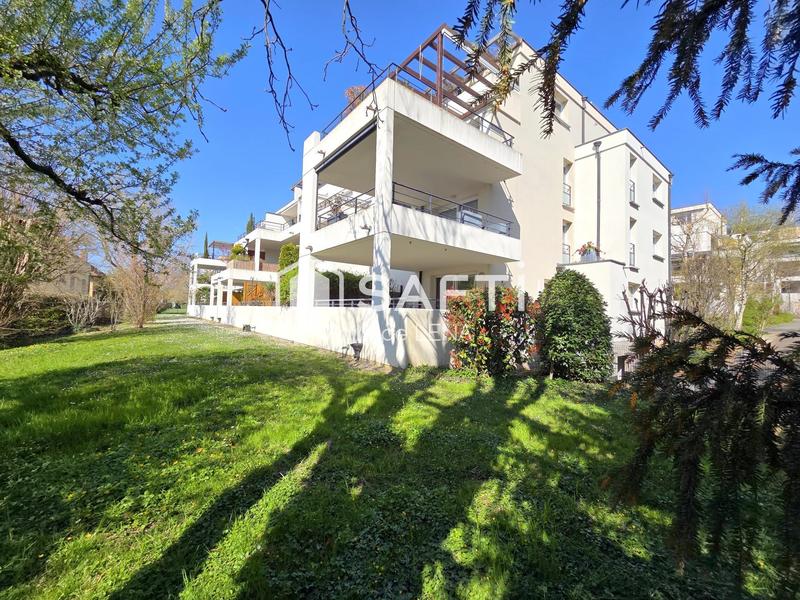 Appartement - 75 m² - 3 pièces