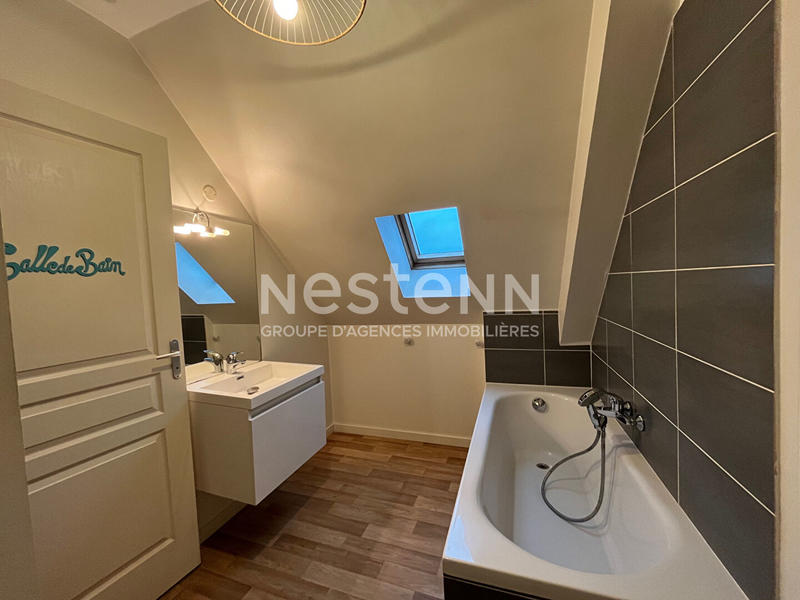 Maison - 84 m² - 4 pièces