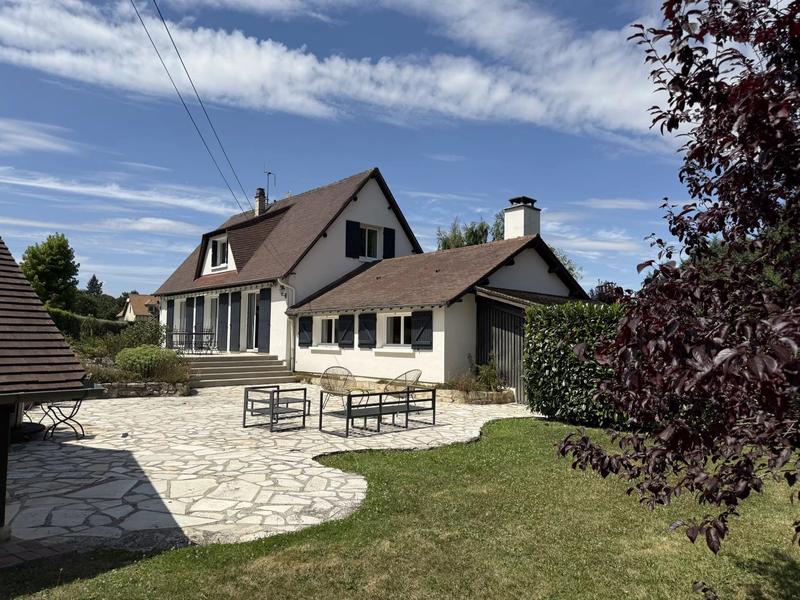 Maison - 162 m² - 6 pièces