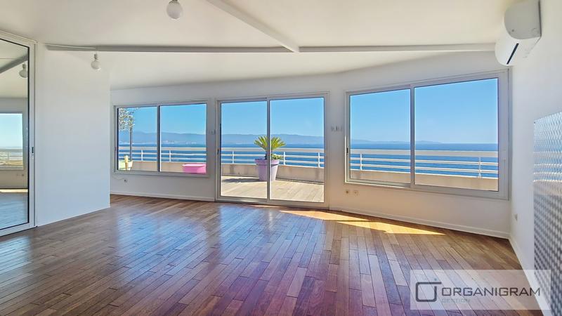 Duplex - 155 m² - 4 pièces