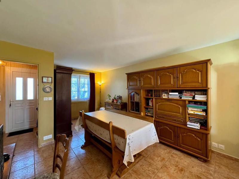 Maison - 107 m² - 5 pièces