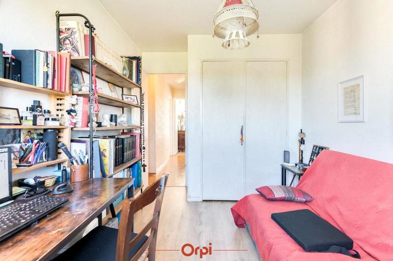 Appartement - 90 m² - 4 pièces