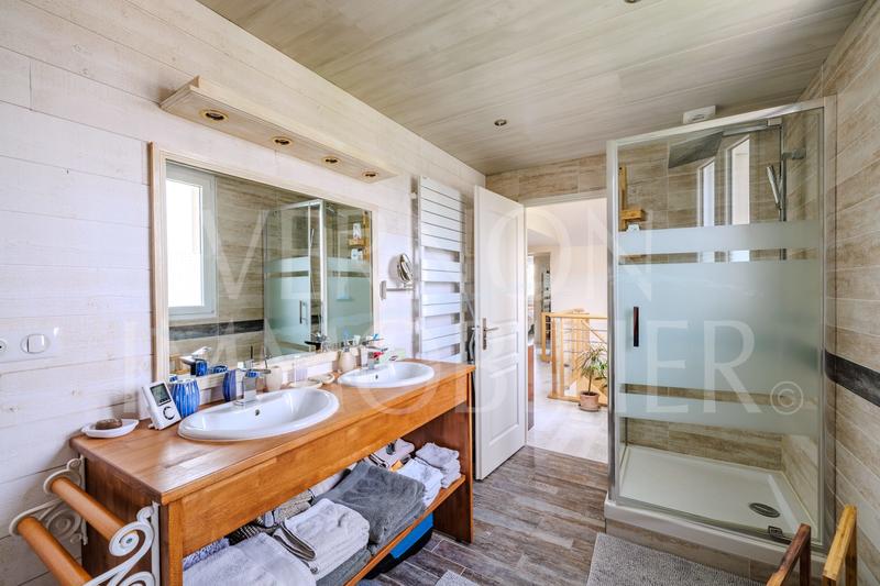 Maison - 122 m² - 5 pièces