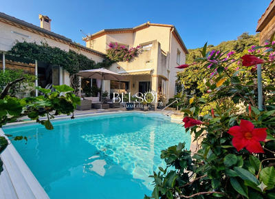 Maison - 155 m² - 6 pièces