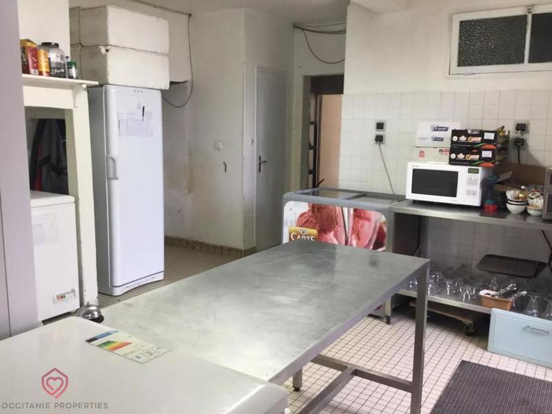 Propriété - 600 m² - 14 pièces