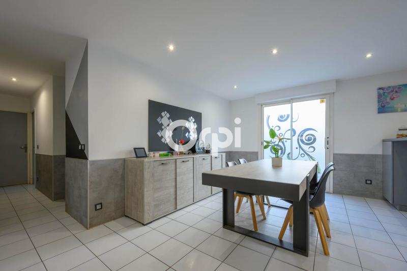 Maison - 94 m² - 5 pièces