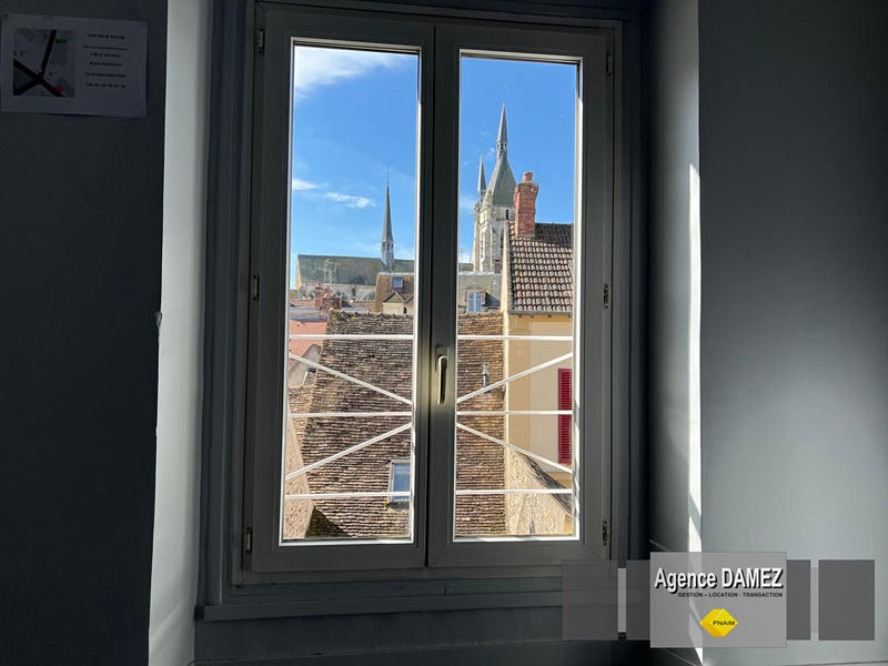 Appartement - 90 m² - 5 pièces