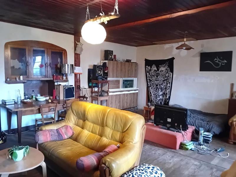 Corps de ferme - 280 m² - 2 pièces