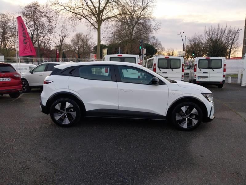 Renault Mégane E-Tech Ev40 130ch standard charge Equilibre