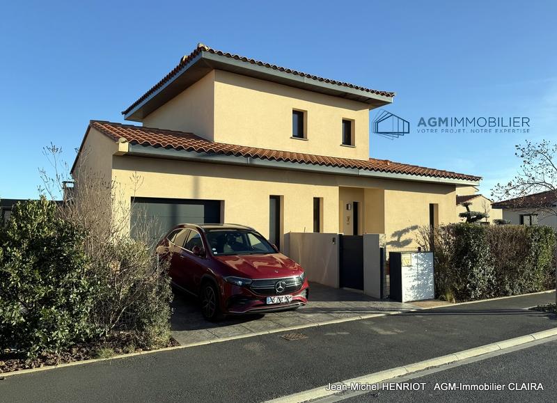 Villa - 104 m² - 4 pièces