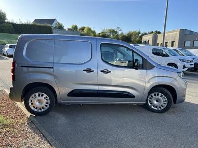 Opel combo cargo 19 991.00 Ht - m 650 Kg Bluehdi 130 Ch Eat8 Premium 3 Places Look Partner Berlingo Gris