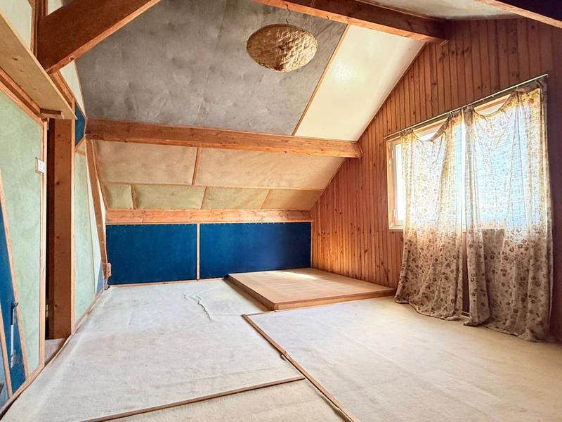 Maison - 92 m² - 5 pièces