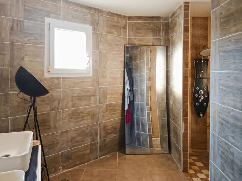 Maison - 195 m² - 7 pièces