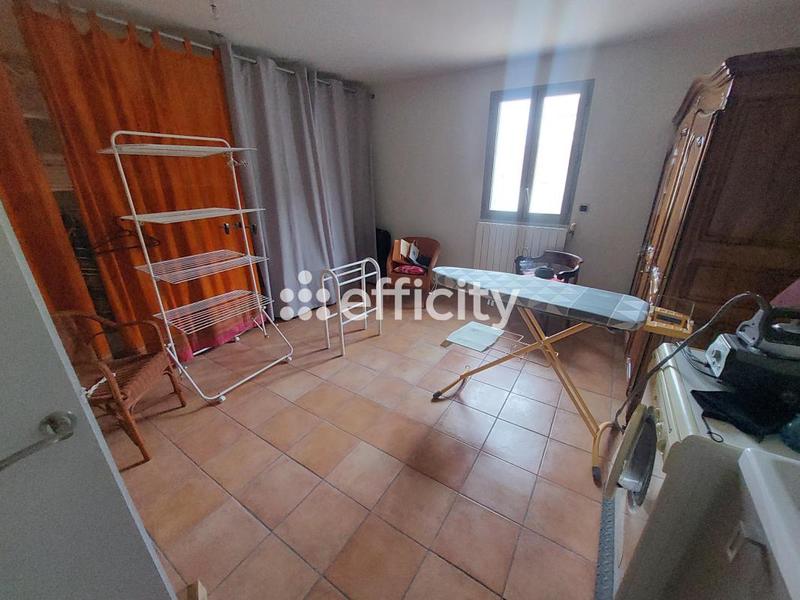 Maison - 244 m² - 7 pièces