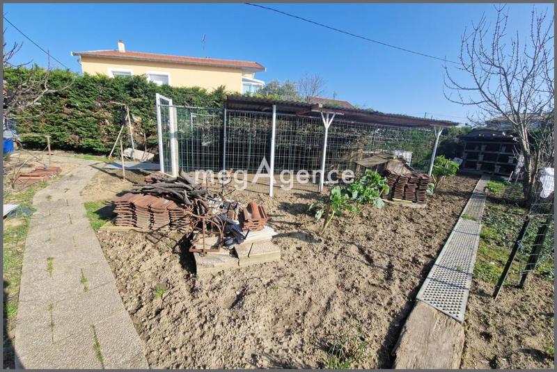 Maison - 328 m² - 12 pièces