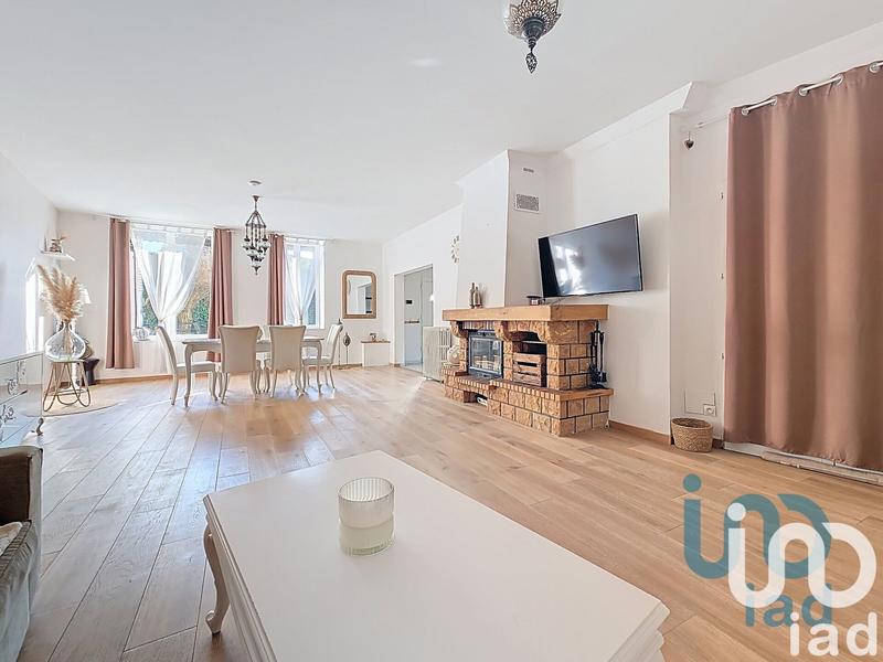 Maison - 159 m² - 8 pièces