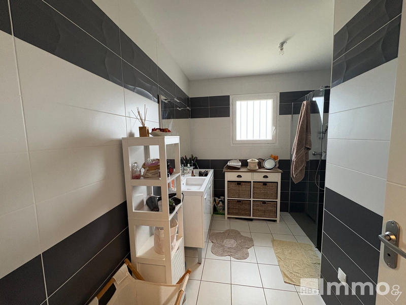 Maison contemporaine - 190 m² - 6 pièces