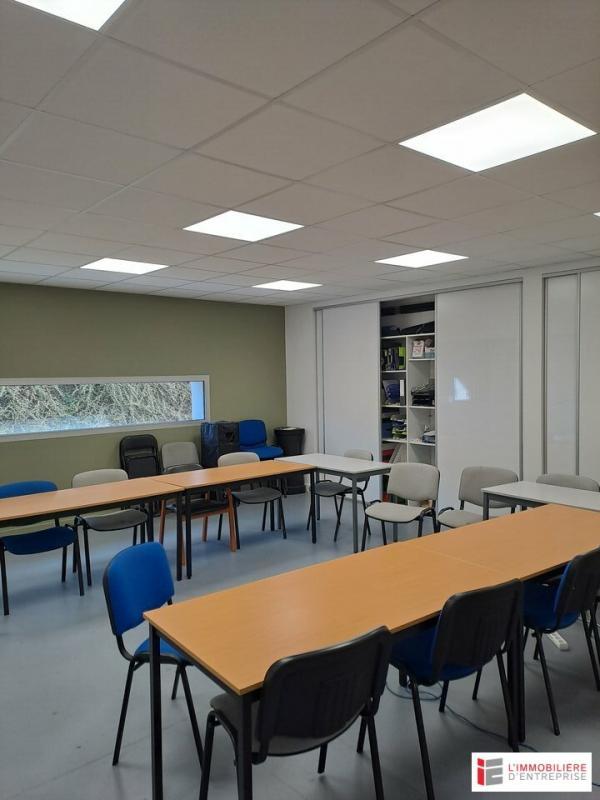 Local d'activité / Entrepôt - 1 090 m²