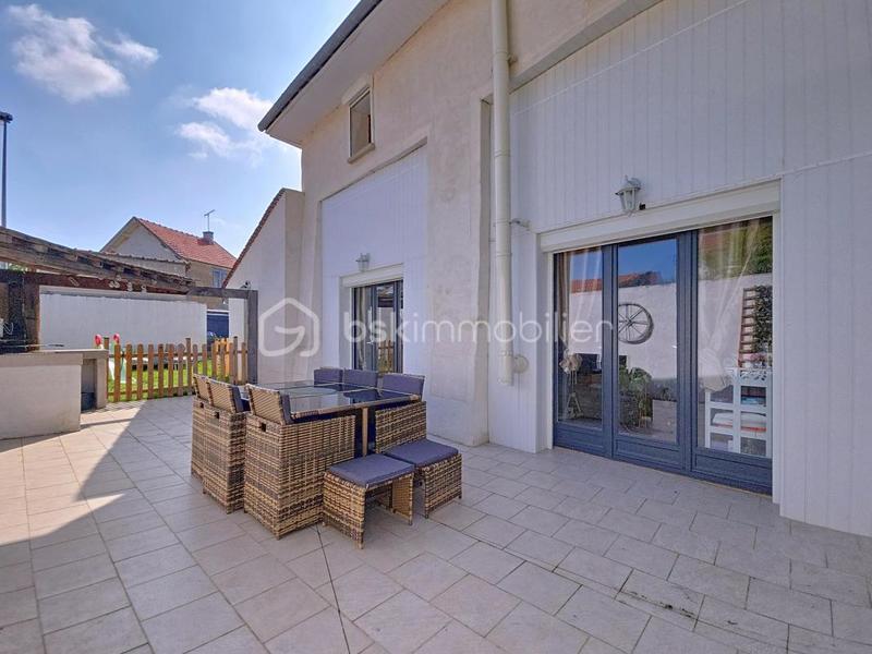 Maison - 136 m² - 5 pièces