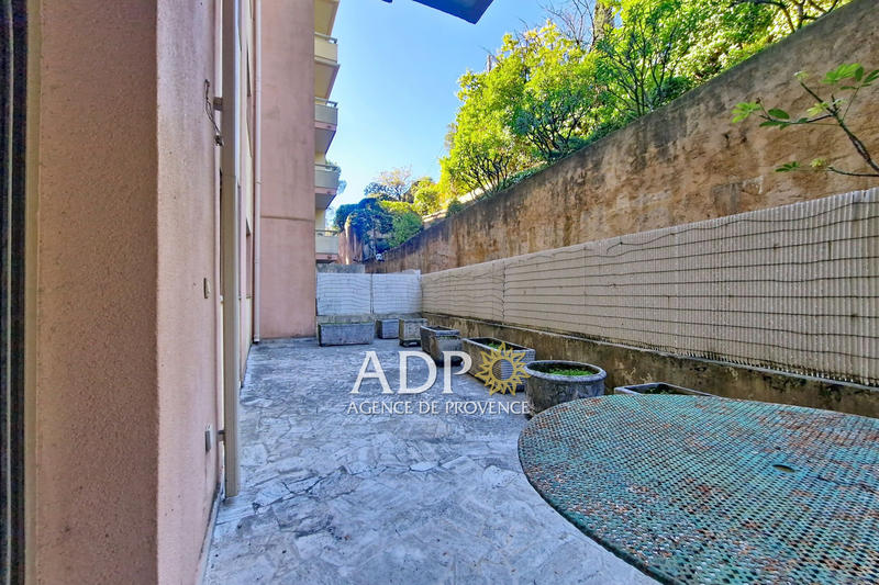 Appartement - 94 m² - 4 pièces