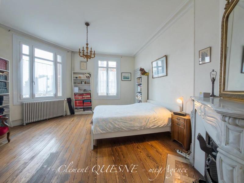 Maison - 190 m² - 8 pièces